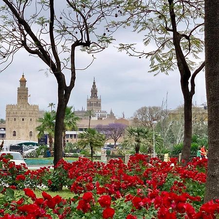 Apartamentos Rg Resitur Seville Luaran gambar