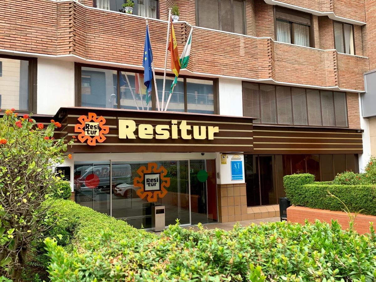 Apartamentos Rg Resitur Seville Luaran gambar